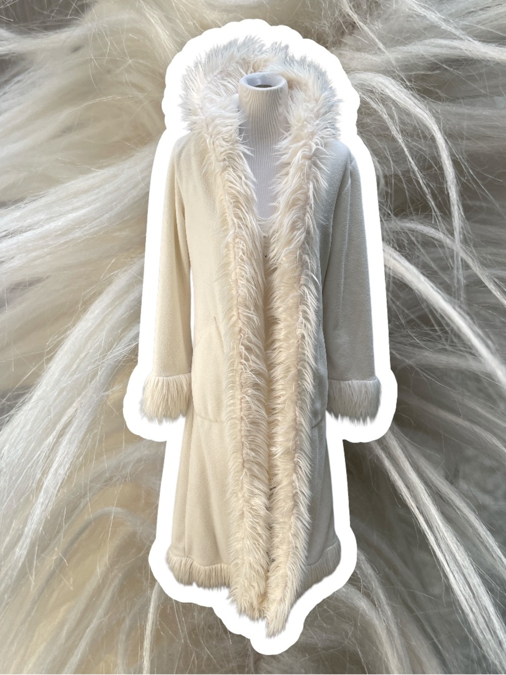 Tamo Design Faux-Fur Trim Long Cream Coat